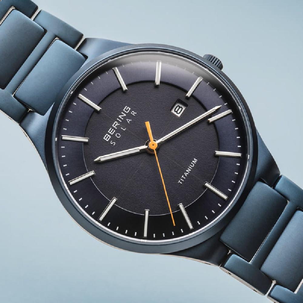 bering titanium solar