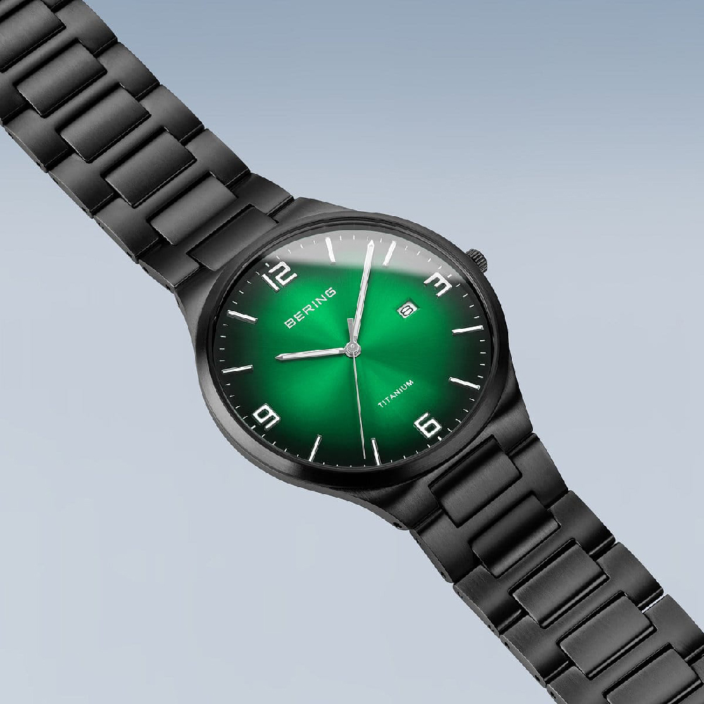 bering titanium watch