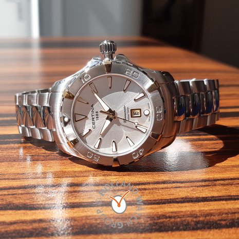 Extremely waterresistant ladies watch  Certina