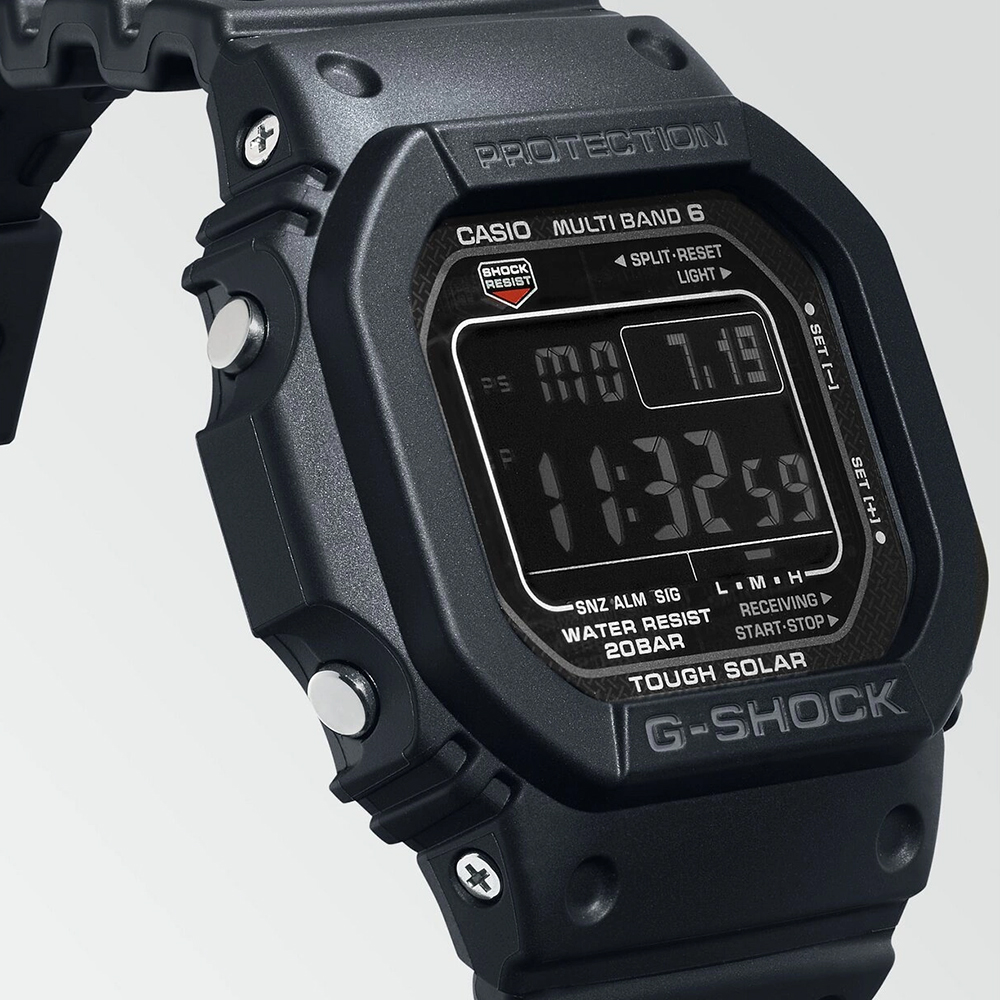 G-Shock Classic Style GW-M5610U-1BER Solar Waveceptor Watch