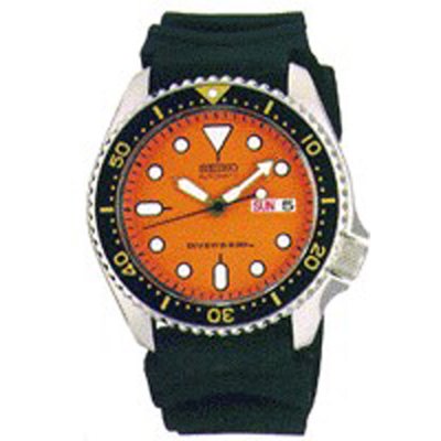 Seiko SKX011K1 Diver's Watch