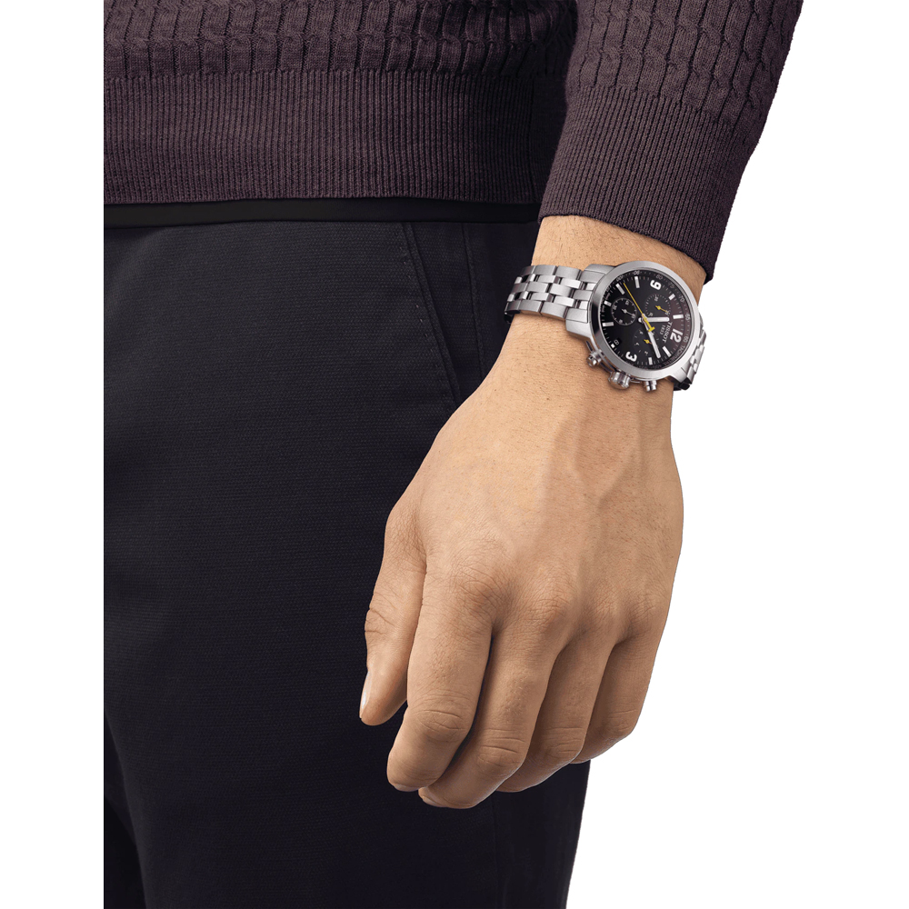 Tissot T0554171105700 watch - PRC 200